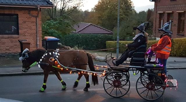 Etwas groß