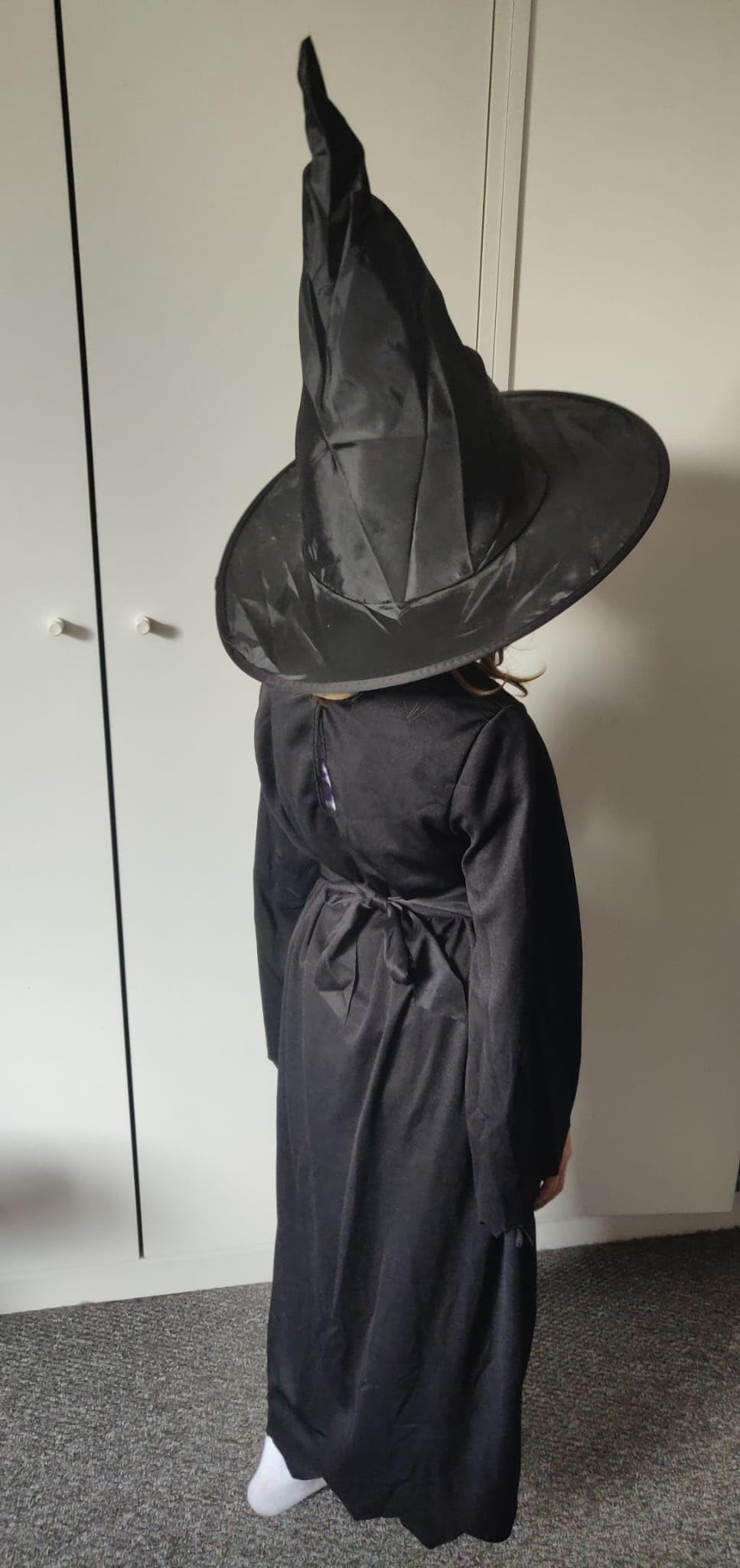 Schönes Hexenkleid