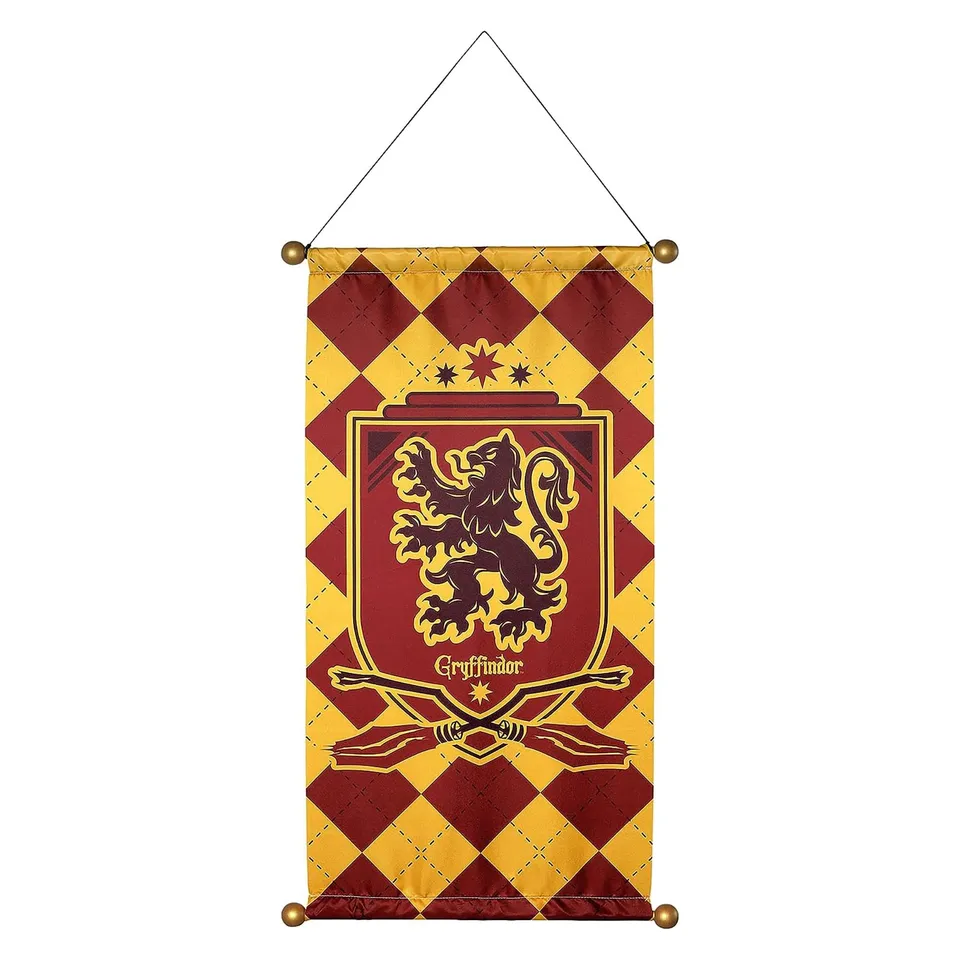 rubie-s-deluxe-gryffindor-hogwarts-hausbanner-deko-83-8-cm image 1